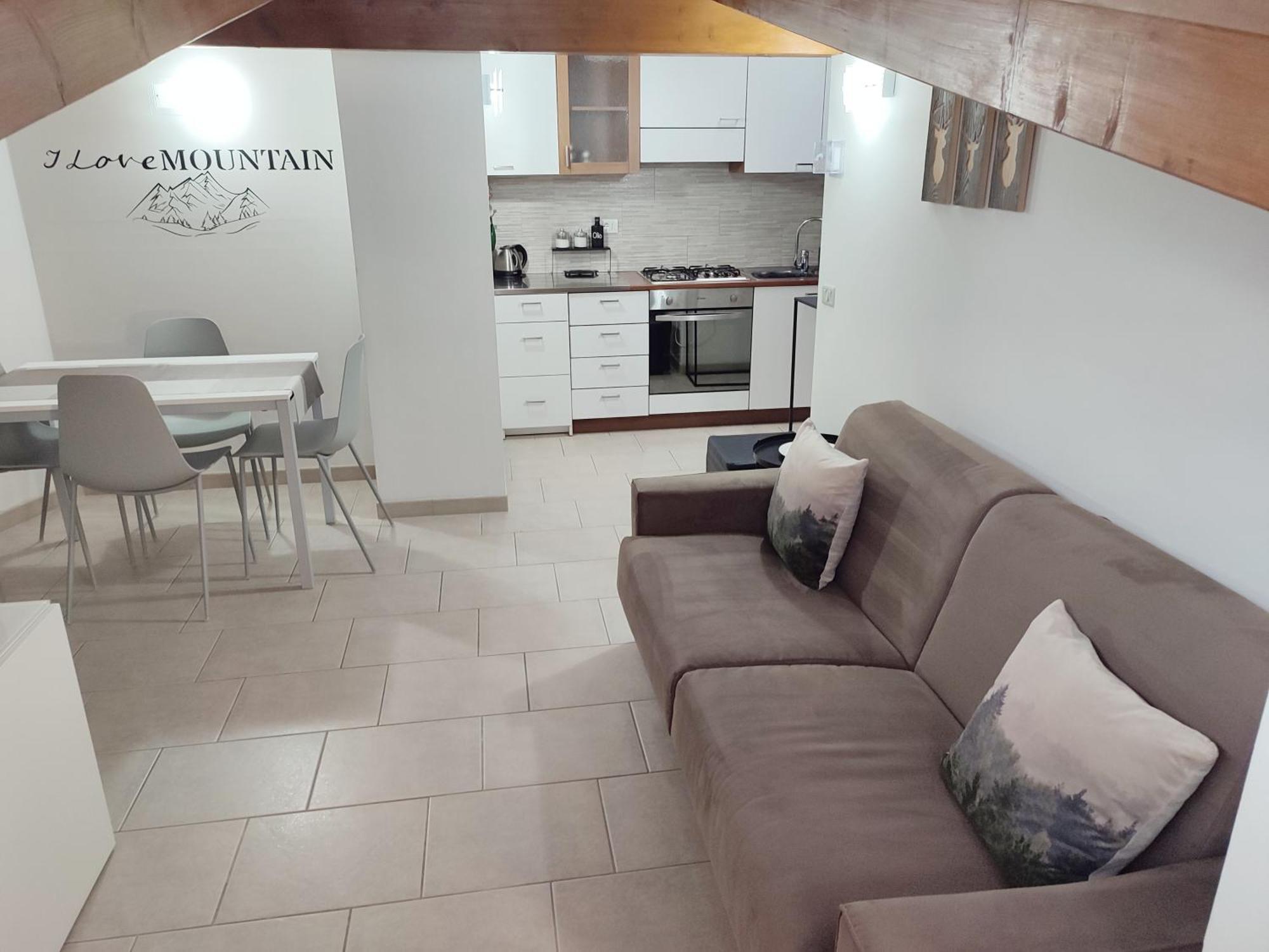 Appartamento Con Giardino Carisolo Zewnętrze zdjęcie